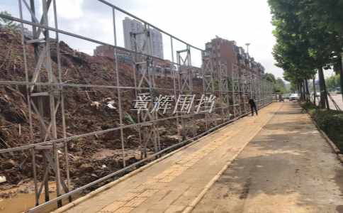 金屬圍擋是否可以自定義內容? 金屬圍擋是否可以自定義內容?